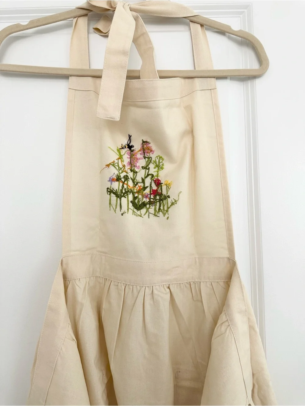 Floral Hand-Embroidered Cream Apron Wildflower Garden / Bee Motif - Gifts